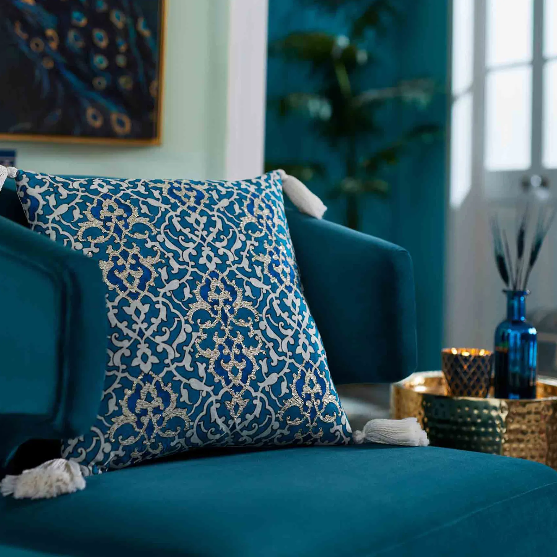 * Aura Green Velvet Wrap Around Arm Chair With Brass Capped Legs Fashion< Accent Chairs