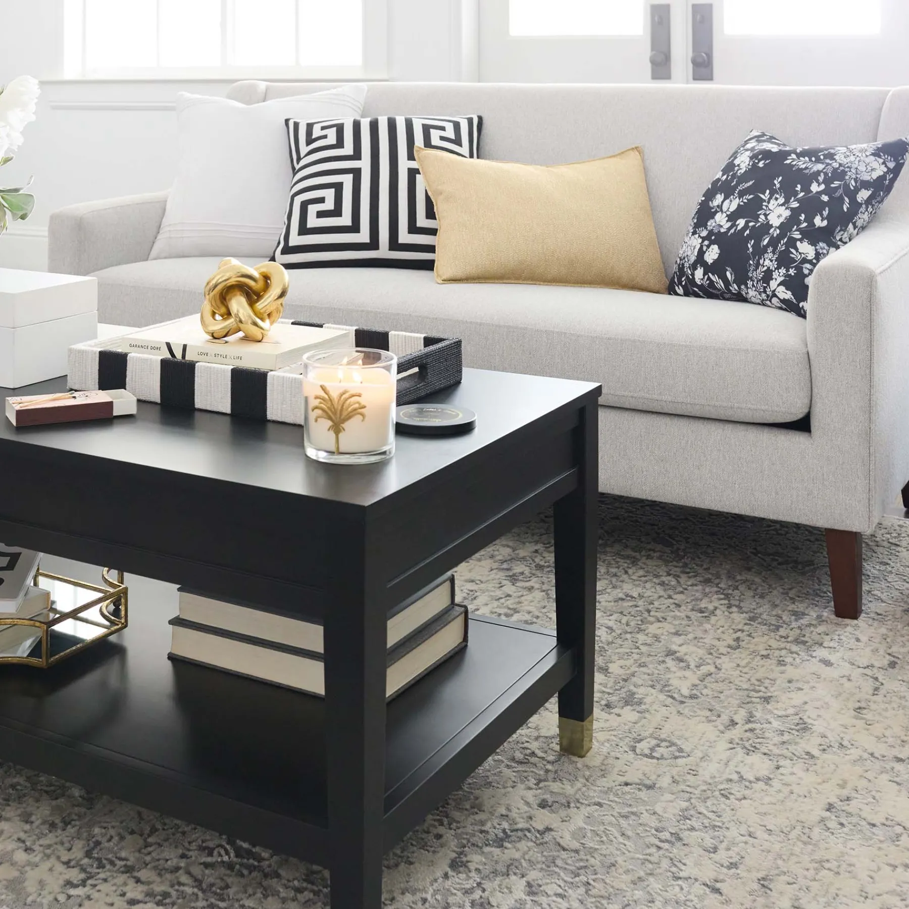 * Providence Wells Sofa, Light Grey Good Quality< Sofas & Settees & Loveseats