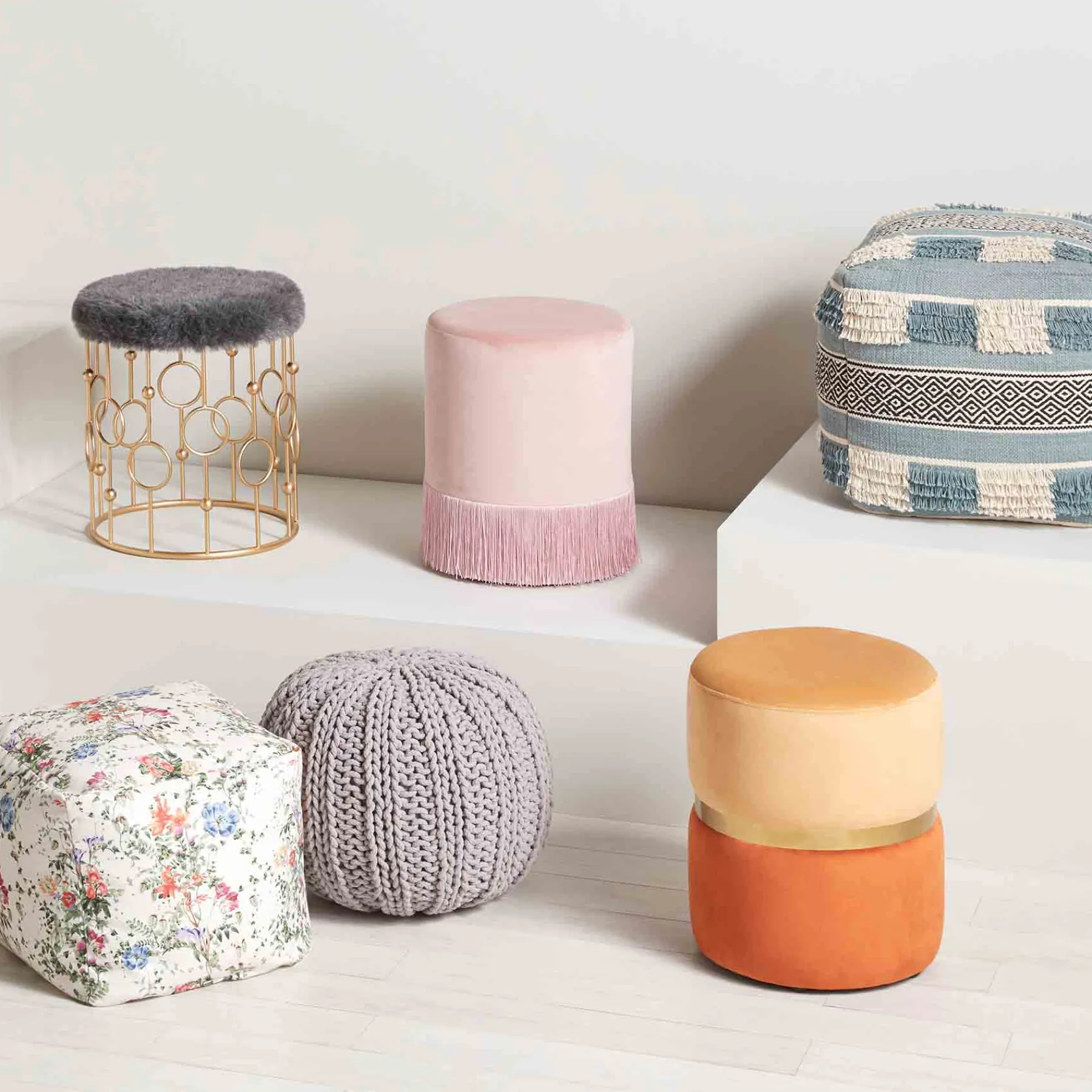 * Velvet Blush Round Ottoman With Fringe Featured< Ottomans & Poufs
